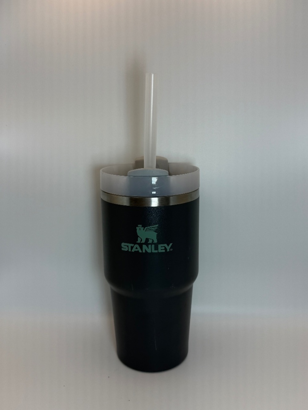 Stanley 20oz Gray Graphite Insulated Tumbler w/ Lid & Brand New Straw 20-03405